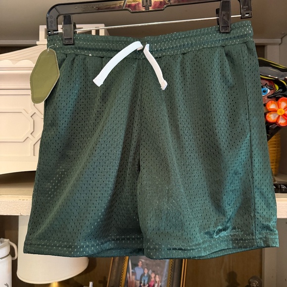 Cadets Check Out Mesh Shorts in Green SZ 12/14 (28-31” Waist) NWT boys - Picture 1 of 4